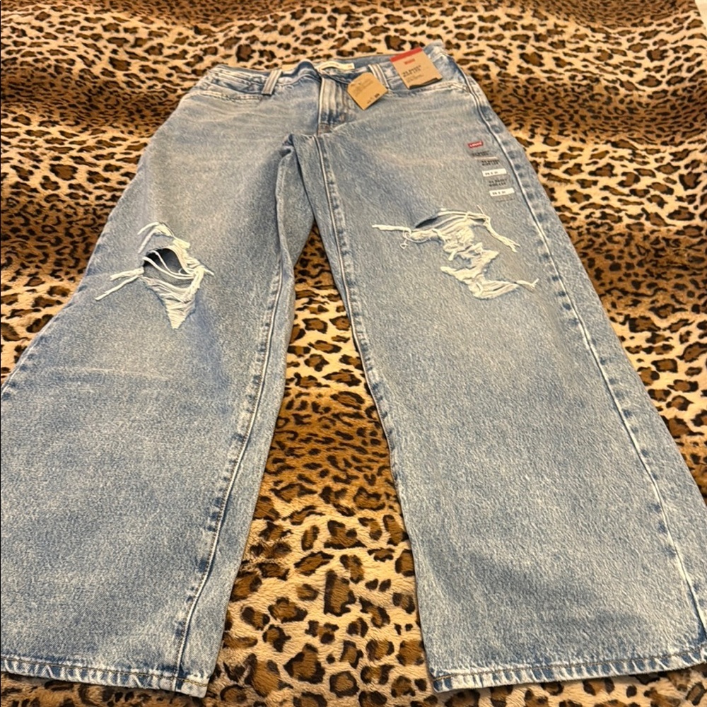 Women’s Levi Distressed Blue Jeans